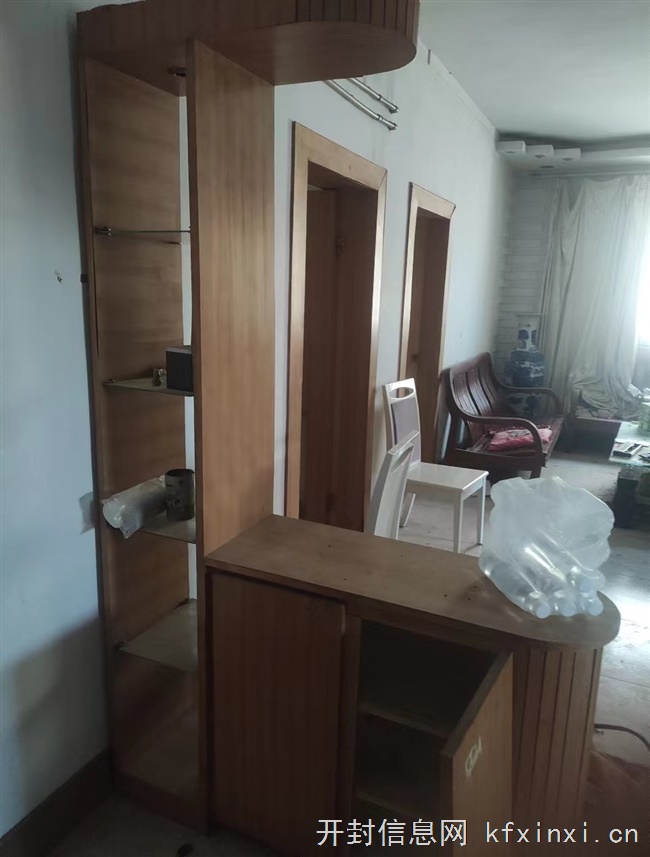 清明上河园南边二建家属院一楼临街房出租