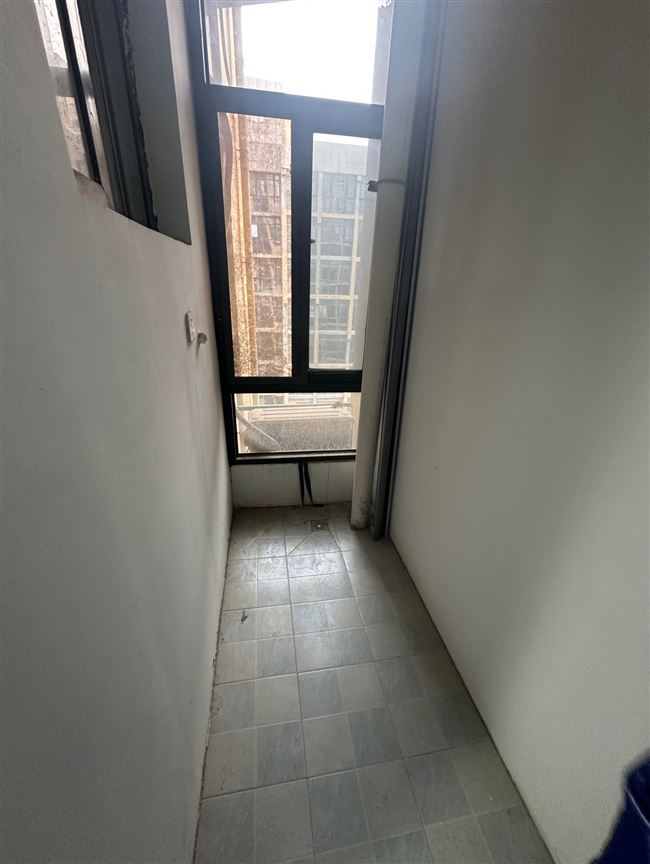 万达边边 郑开印象城 精装一室家具家电齐全 价格便宜