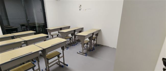 出租教室，环境好，设备齐全。可做培训或者私教